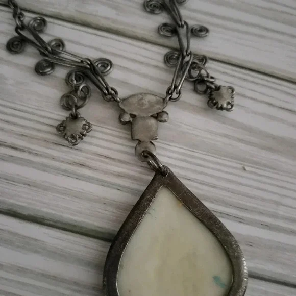 Boho Patina Pendant Blue Rhinestones Antique Silver Tone Statement Necklace - Picture 5 of 10